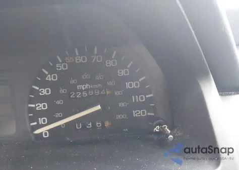 1988 Honda Civic Dx from USA, damaged, VIN 1HGED3648JA001481